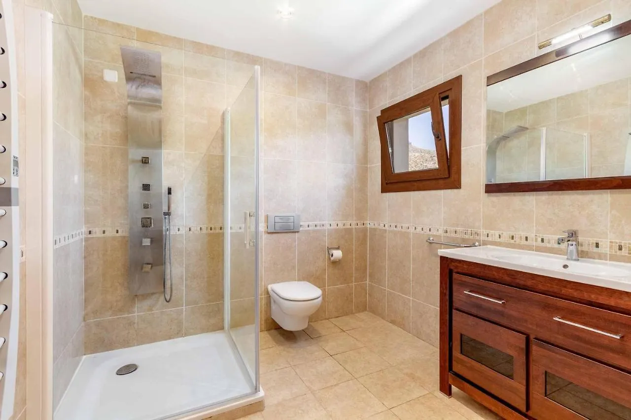 פוינסה Villa Alexandria 0*,